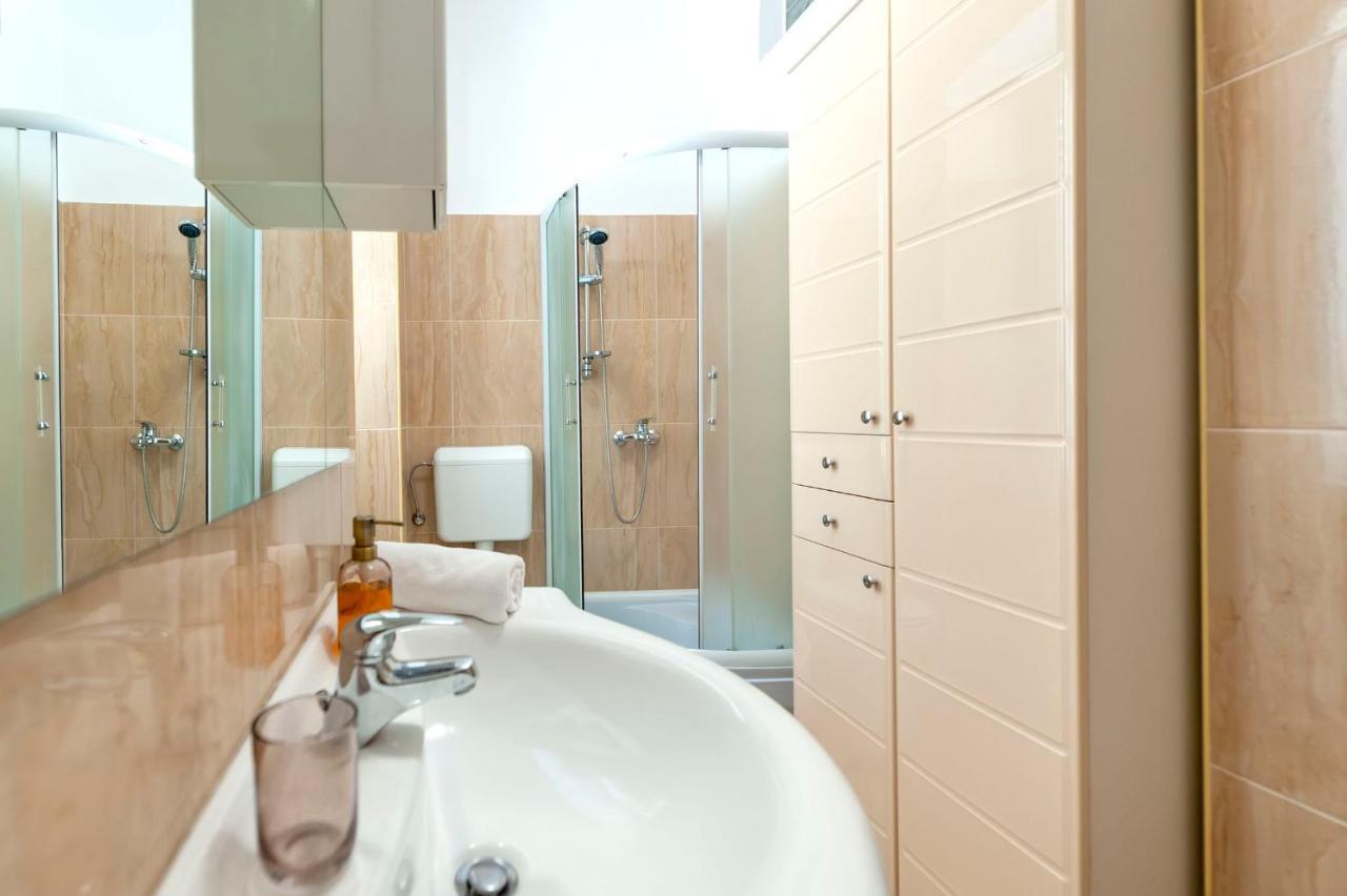 Apartements Bartoli Apartment *